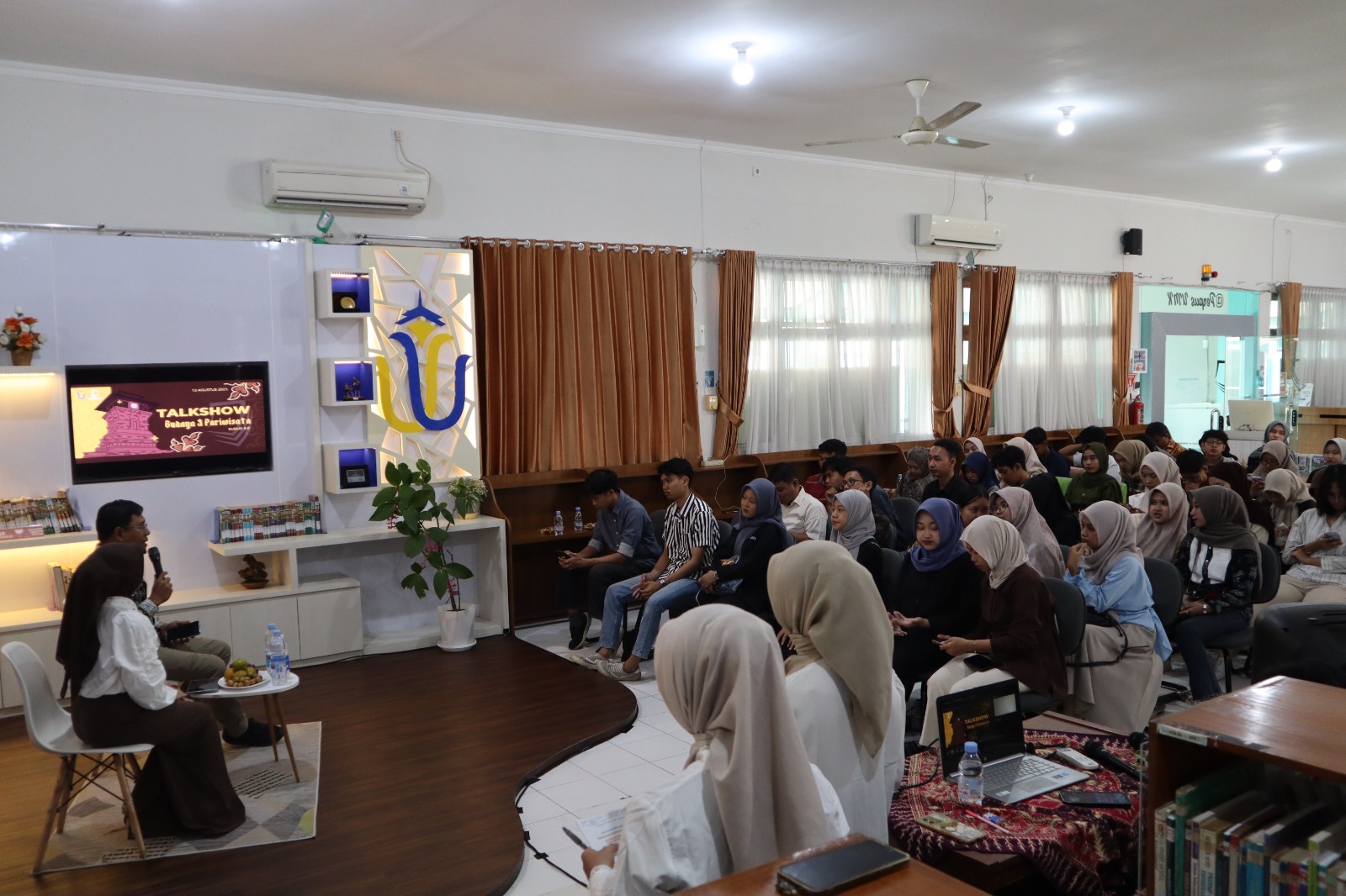 Perpustakaan ITEKES Gelar Talkshow Budaya & Pariwisata Kudus 4.0, Dorong Sinergi Inovasi Digital dan Pelestarian Budaya